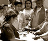 Mujeres ejerciciendo el voto.